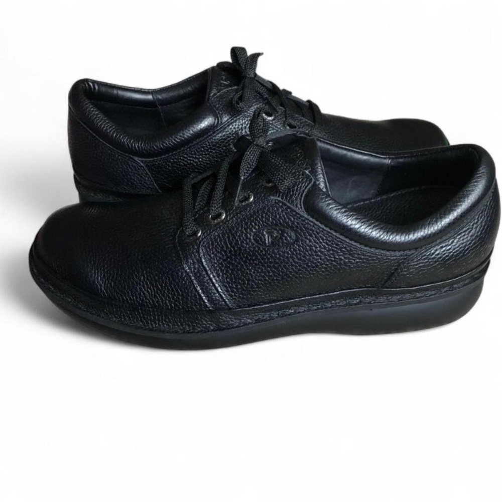NWOT Propet Village Walker Black Grain Casual Shoe Men's Size 16 X (3E)